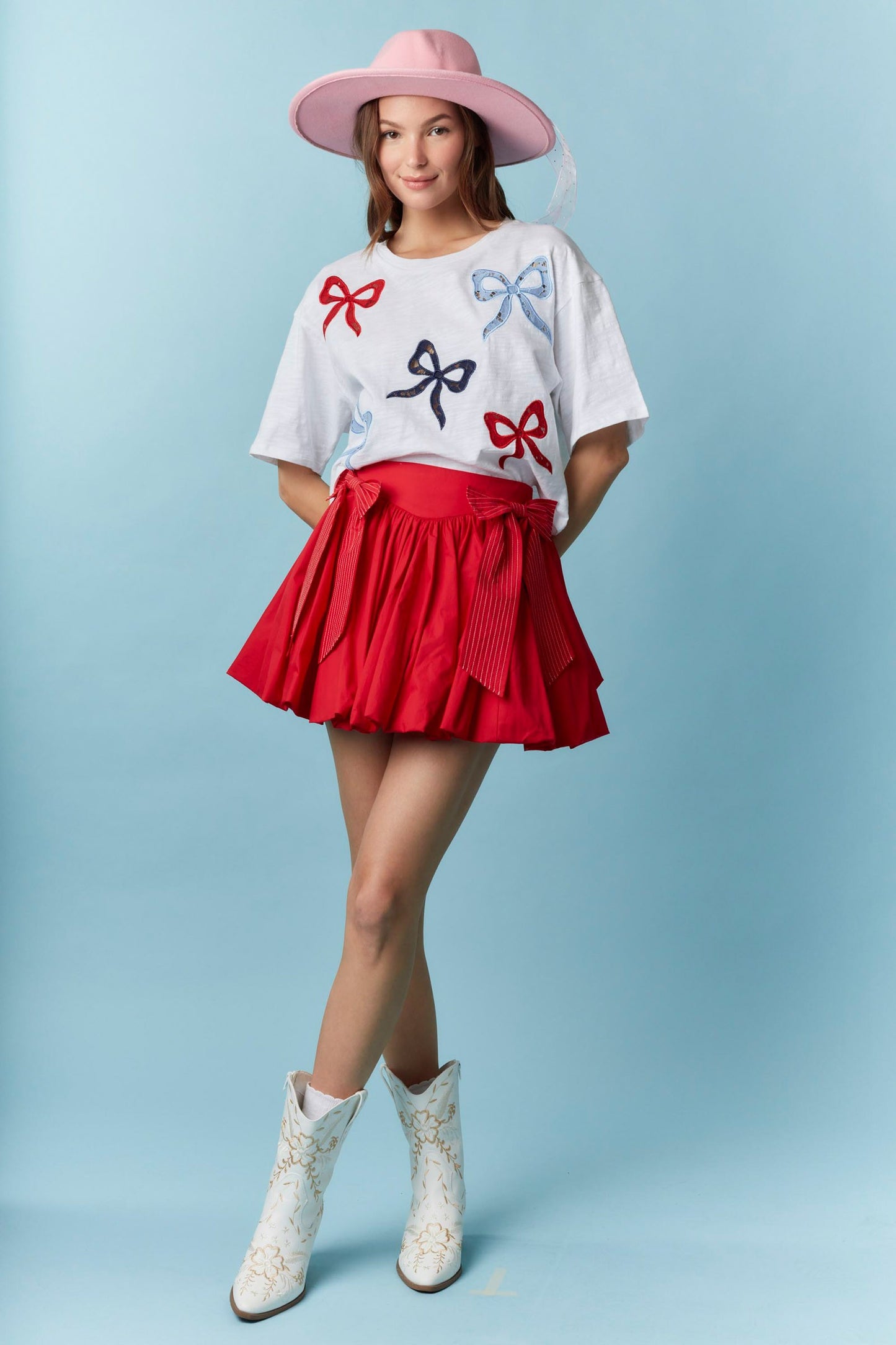 Peach Love California - Embroidery Detail Cropped Short Sleeve Top