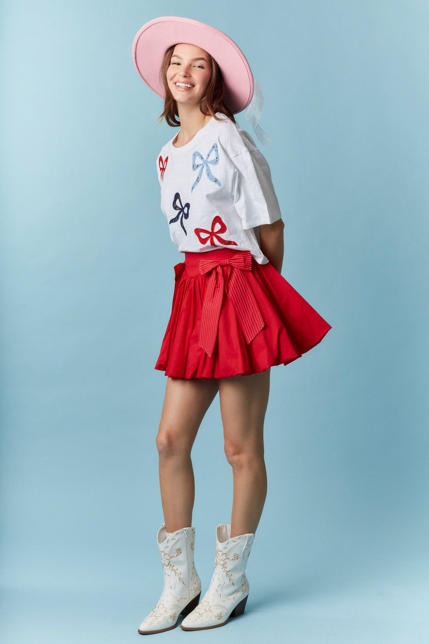 Peach Love California - Embroidery Detail Cropped Short Sleeve Top