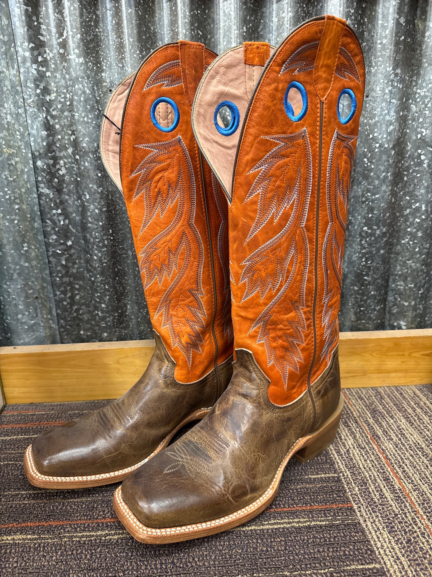 Tony Lama Colburn 17" Buckaroo - SA2000