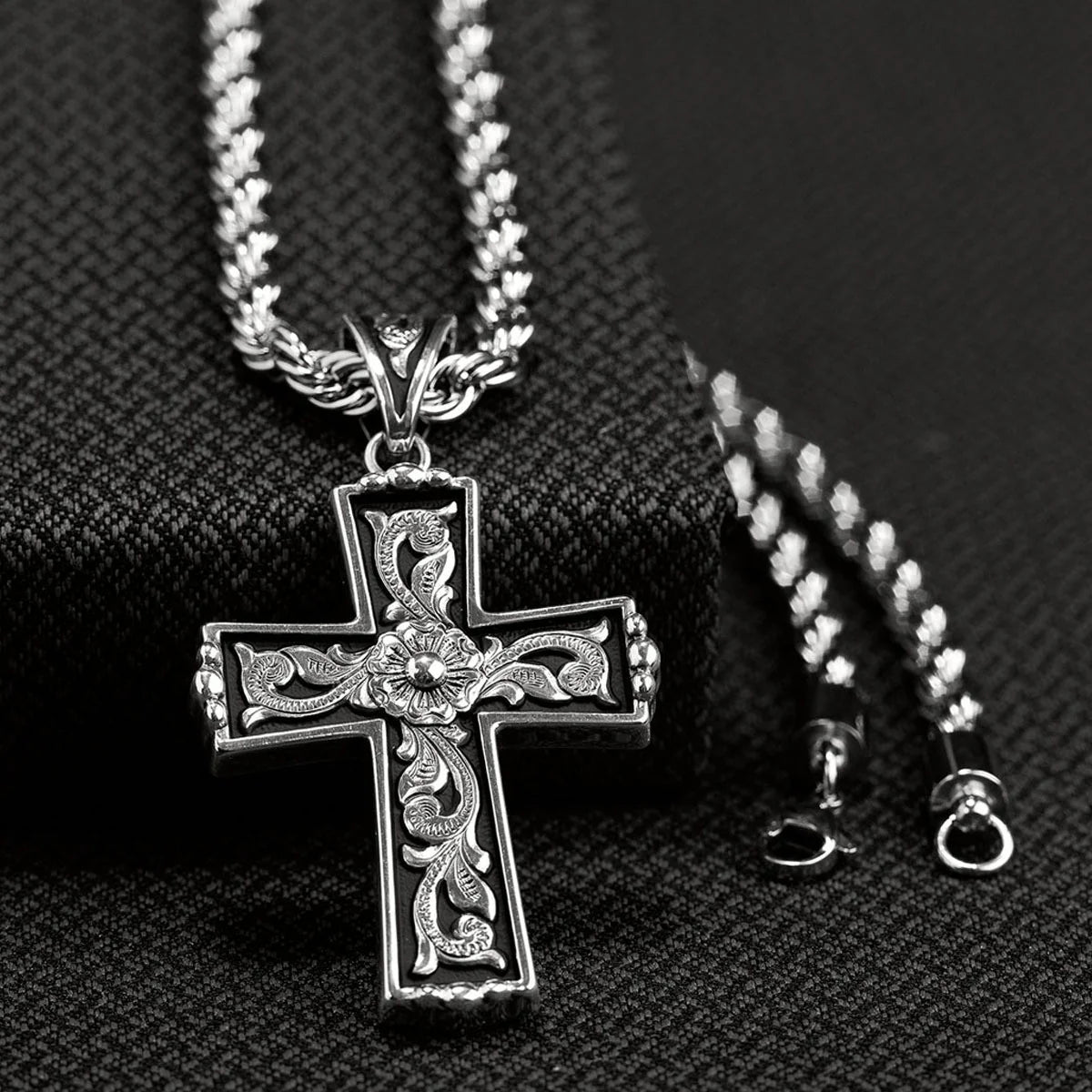 Twister Western Silver Men's Cross Necklace