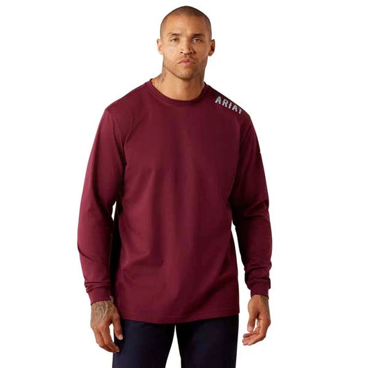 Ribbed crewneck and cuffs help maintain shape and provide a comfortable fit
Screen-printed graphic
