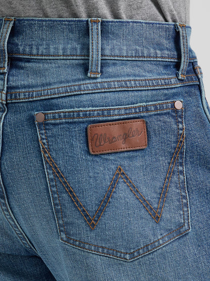 Wrangler Retro® Slim Boot Jean River Wash