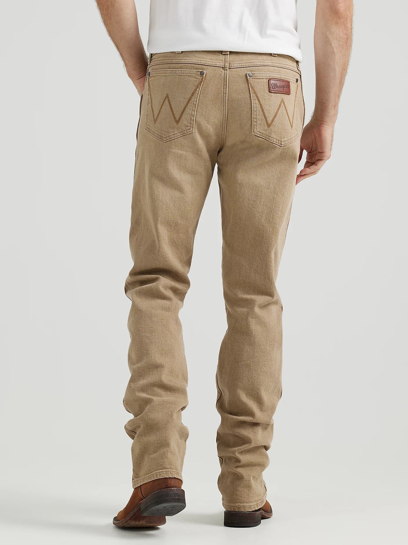 Wrangler Retro® Slim Straight Jean - 112345014