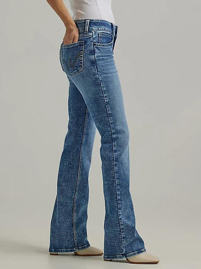 Wrangler Bootcut Lightwash Jayne Mid-Rise - 112345824