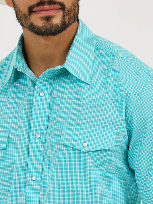 Wrangler® Wrinkle Resist Short Sleeve Shirt - Classic Fit - Turquoise