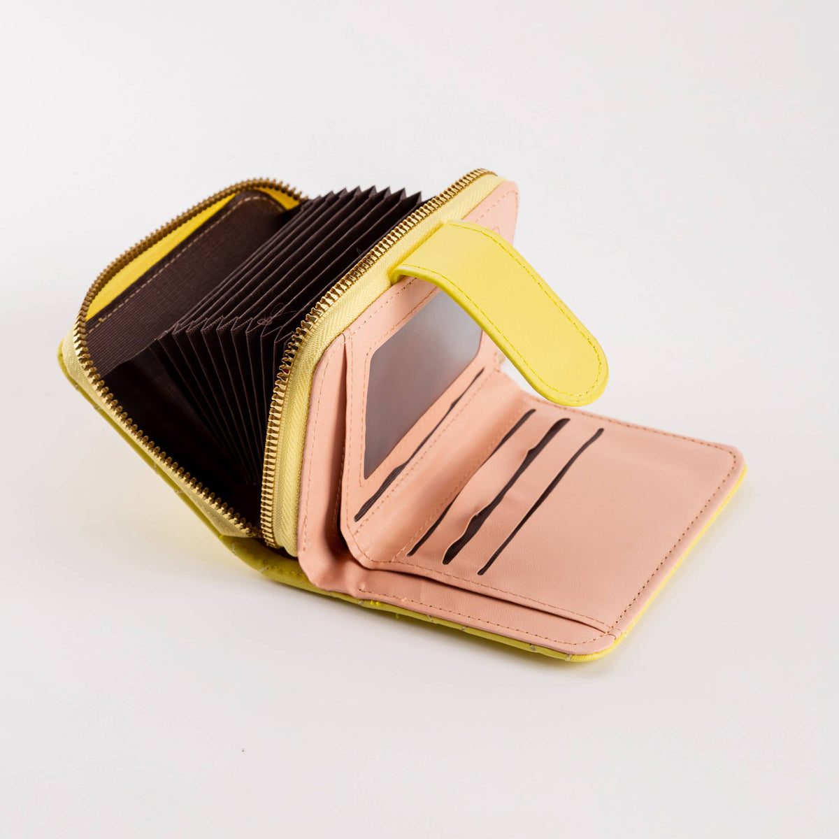 Hana - Diamond-Stitched Pattern Multi Slot  ID Window Wallet