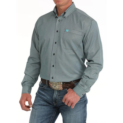 Men's long sleeve button-up western shirt with chest pocket and jeans