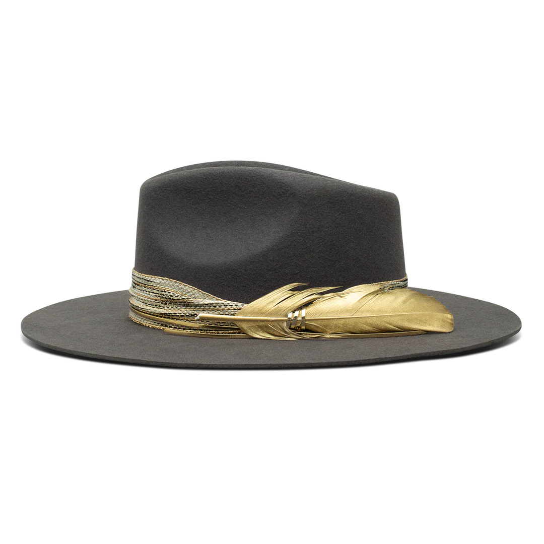 Charlie 1 Horse Smoke Ain’t Clear Fashion Hat
