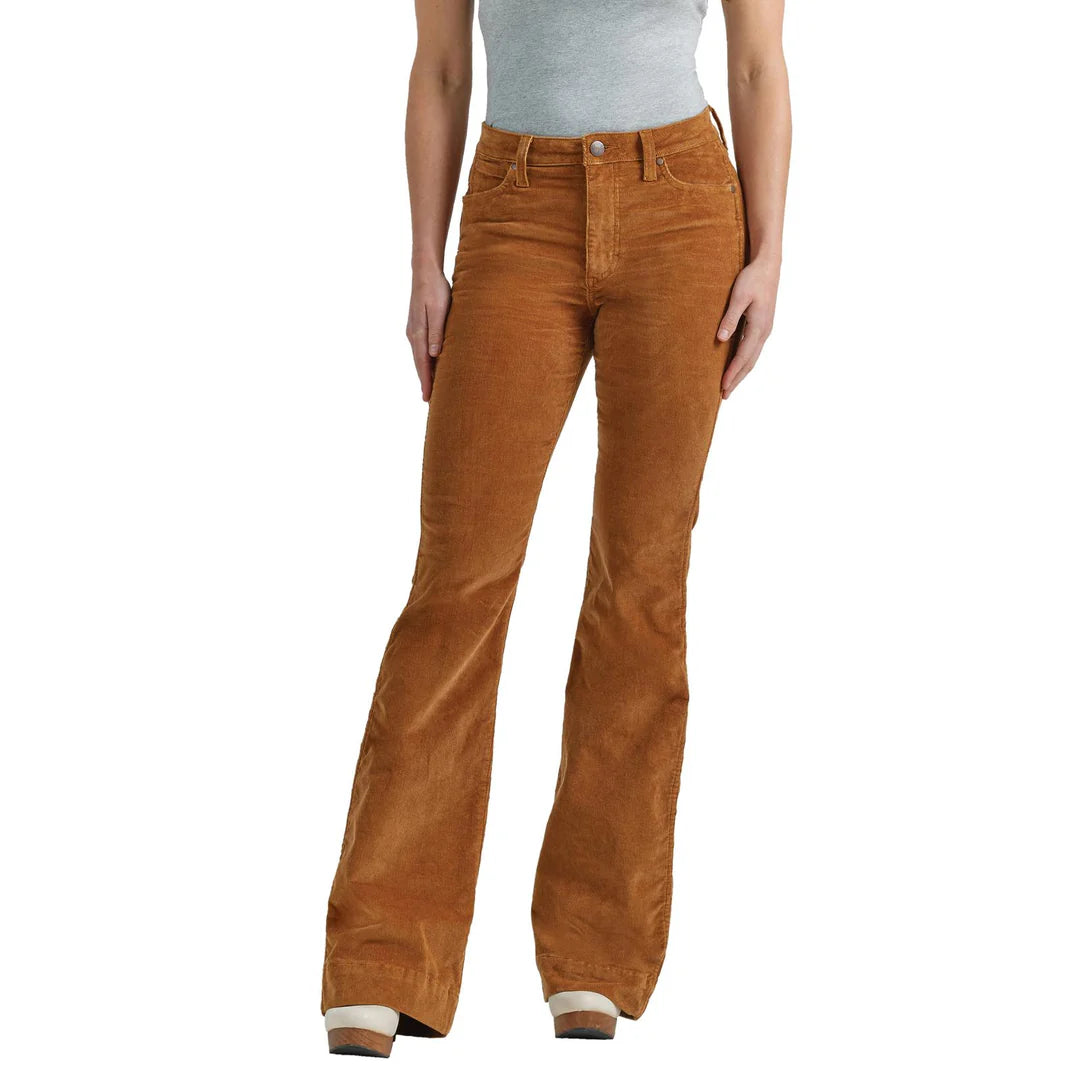 Woman wearing high-waisted brown corduroy flared pants, casual outfit