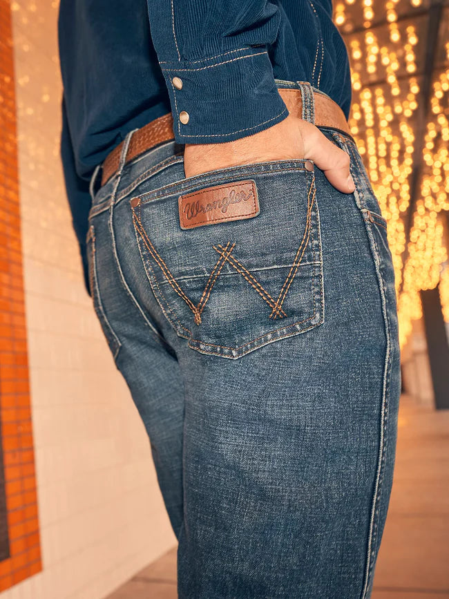 MEN'S WRANGLER RETRO SLIM FIT STRAIGHT LEG JEAN