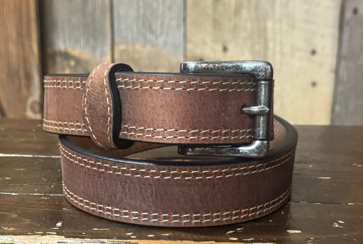 Full grain leather 
Stitched tabs on the side
Silvertone buckle
Width 1.5" 