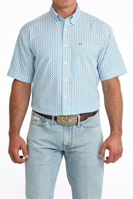 Button-down collar with white buttons
