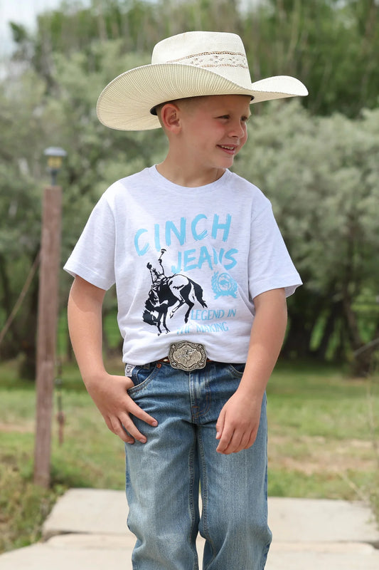 bot in cinch t shirt in an outdoor setting