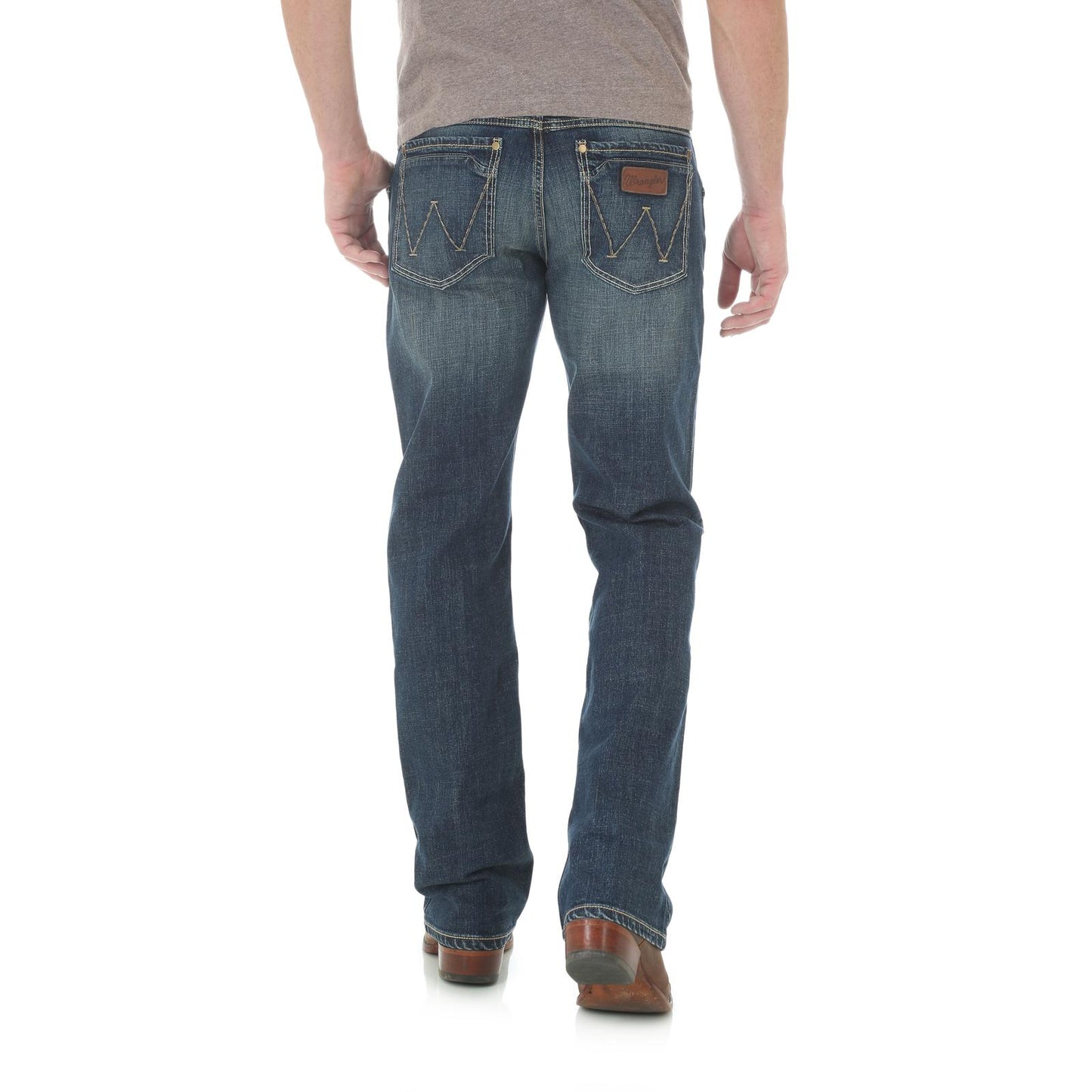 Wrangler Retro® Slim Boot Jean Layton