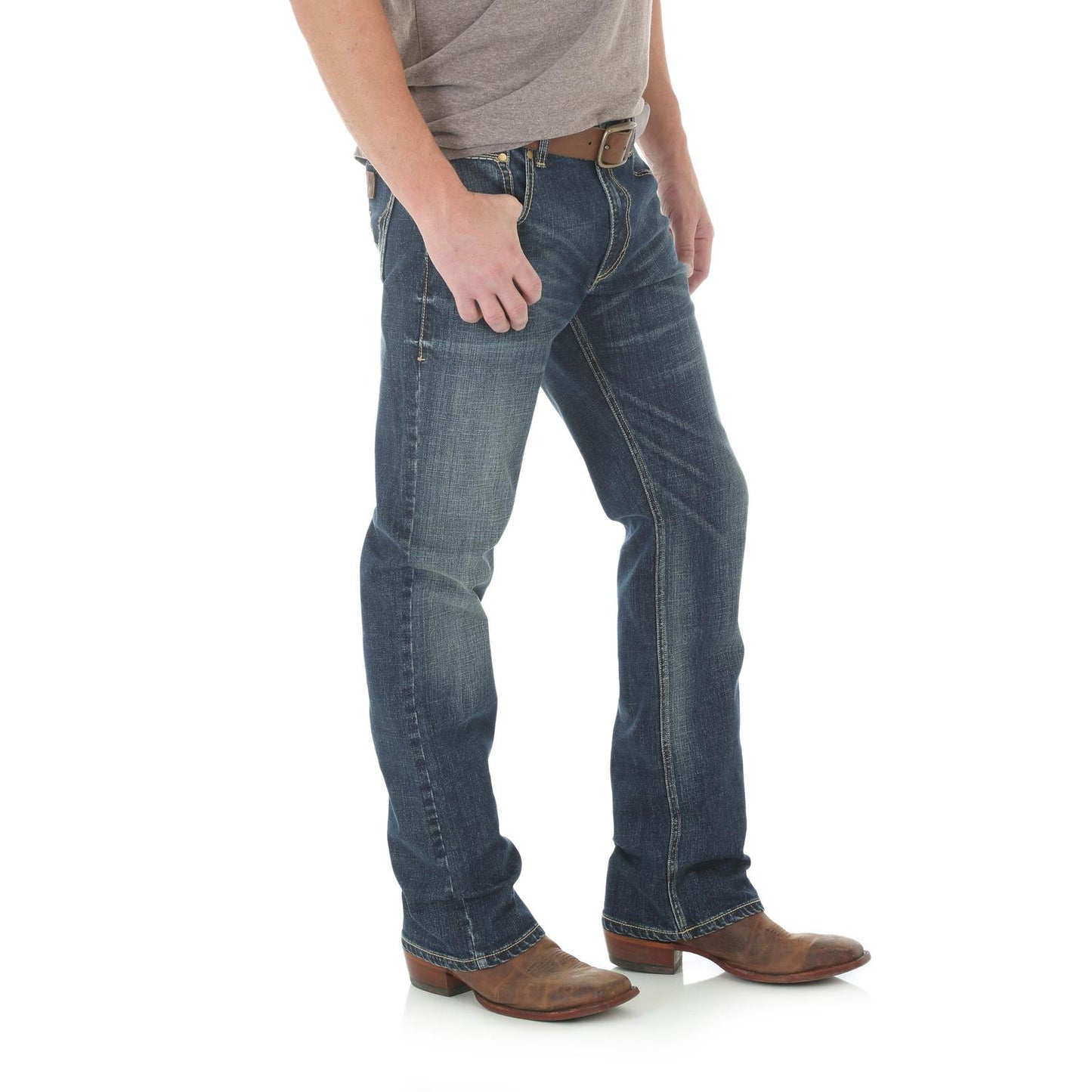 Wrangler Retro® Slim Boot Jean Layton