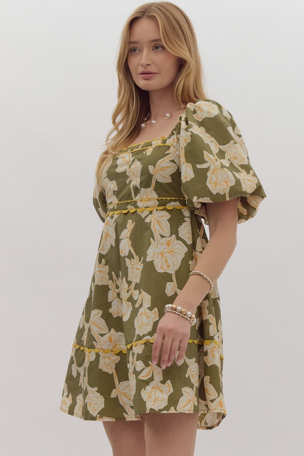 Entro - Green Floral Dress L Entro - Green Floral Dress L