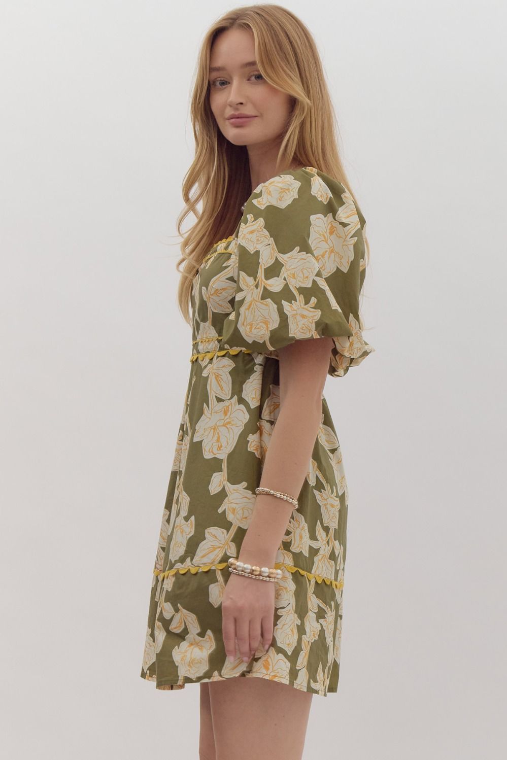 Entro - Green Floral Dress L Entro - Green Floral Dress L
