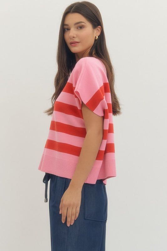 Short sleeved pink and red knit top
