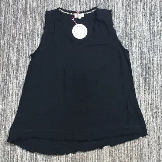 BLACK SLEEVELESS FRINGE SHIRT