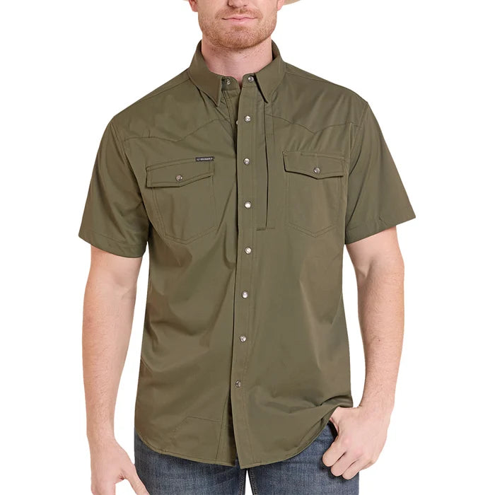 Rock & Roll Cowboy Men's Olive TEK Western Short Sleeve Shirt combines classic western style with modern performance fabric. This durable shirt features a 95% polyester and 5% spandex ripstop blend, snap closures, and two functional chest pockets for everyday versatility. Perfect for ranch work or casual wear, this olive-colored western shirt delivers comfort and authentic cowboy appeal.