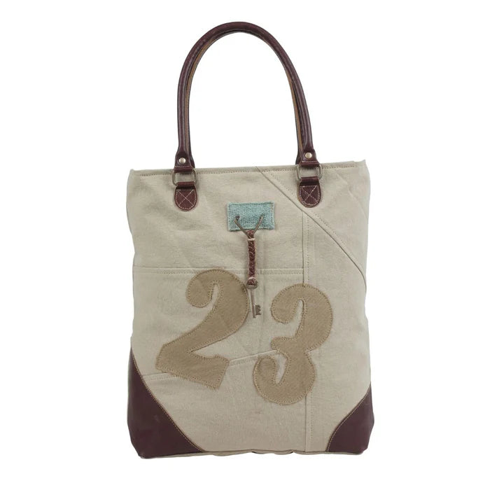 SUPER TRENDY TOTE BAG