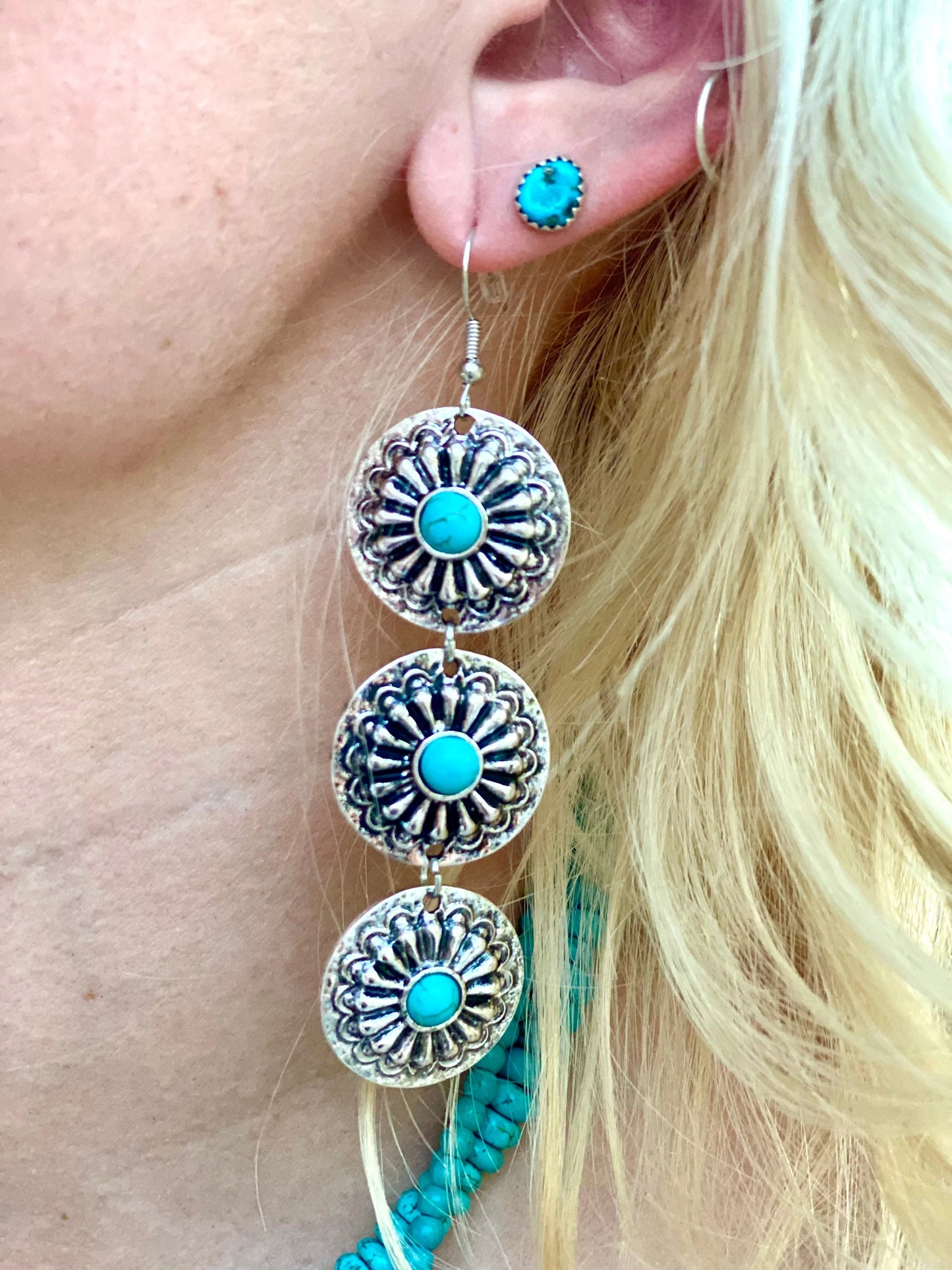 TURQ CONCHO STONE EARRING